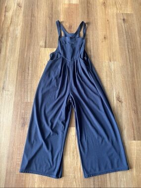 HALARA Navy Wide-Leg Jumpsuit with Adjustable Straps
